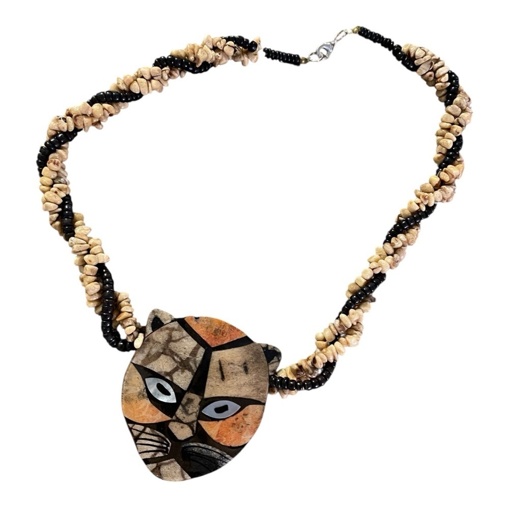 Vintage Lee Sands Necklace, Tiger Head Mother of Pearl Inlay, Beaded Intertwined
